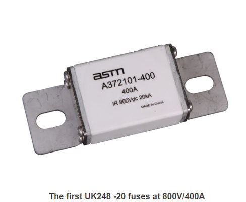 12V-24V Fuegos de vehículos eléctricos Marina 30A-450A Corriente nominal
