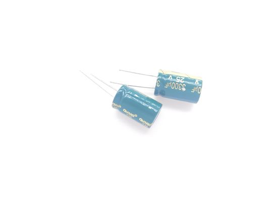 Capacitador electrolítico de aluminio polarizado Frecuencia 2000h Vida útil M5/M6 Terminal de tornillo