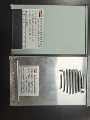 Fuente de alimentación a prueba de lluvia dorada 12V DC 100W IP54 CE Certificado RoHS